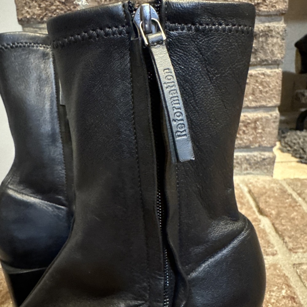Reformation Louis Stretch Sock Bootie Leather Boots Block Heel Black Size 6.5 - Picture 12 of 16
